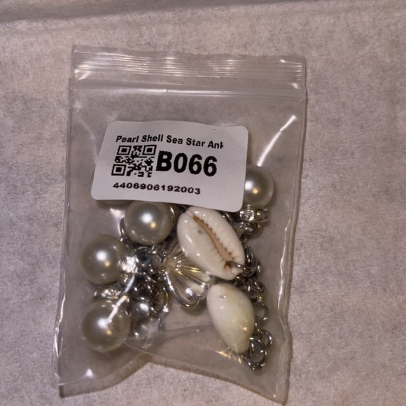 Shell bracelet/anklet - Picture 2 of 2